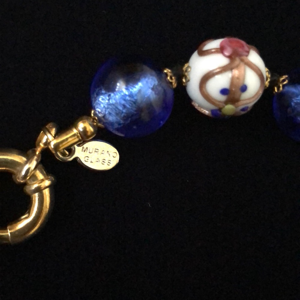 RARE FIND!🎉Host Pick!🎉 Stauer genuine Italian Murano glass necklace - Picture 10 of 16